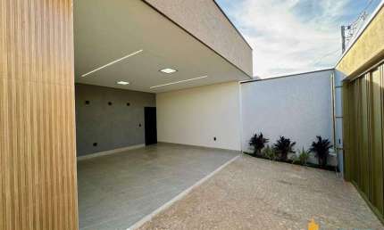 Casa à venda, 3 quartos, 3 suítes, 3 vagas, JARDIM BOTANICO - Uberlândia/MG