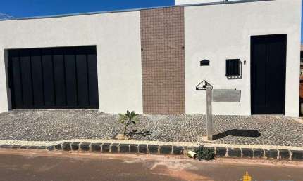 Casa à venda, 3 quartos, 1 suíte, 1 vaga, Praça Alto Umuarama - Uberlândia/MG