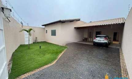 Casa à venda, 3 quartos, 1 suíte, 4 vagas, ALTO UMUARAMA - Uberlândia/MG