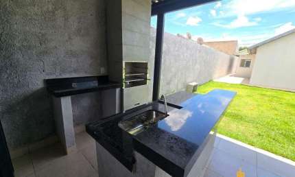 Casa à venda, 2 quartos, 3 vagas, LOTEAMENTO RESIDENCIAL PEQUIS - Uberlândia/MG