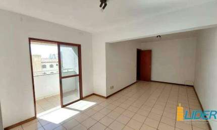 Apartamento à venda, 3 quartos, 1 suíte, 1 vaga, Centro - Uberlândia/MG