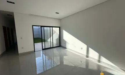 Casa à venda, 3 quartos, 1 suíte, 3 vagas, LARANJEIRAS - Uberlândia/MG