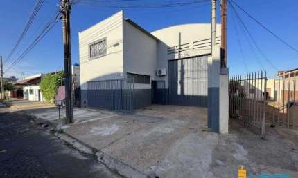 Galpão para aluguel, 2 vagas, Presidente Roosevelt - Uberlândia/MG