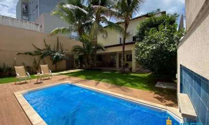 Casa à venda, 4 quartos, 1 suíte, 4 vagas, Lidice - Uberlândia/MG