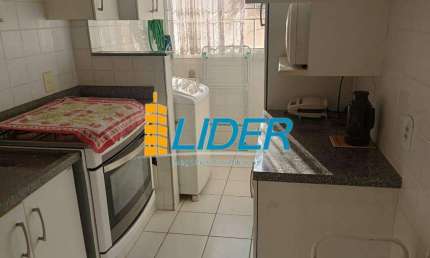 Apartamento com 2 quartos para alugar na Rua Virgílio Melo Franco, Tabajaras, Uberlândia
