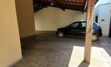 Casa à venda, 3 quartos, 2 suítes, 4 vagas, santa mônica - uberlândia/mg