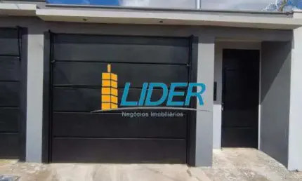 Casa com 2 quartos à venda na Rua Luiz Felipe Santos, Shopping Park, Uberlândia