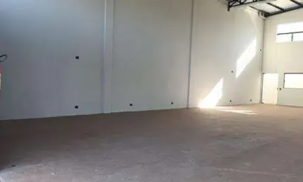 Casa para alugar na Avenida Iraque, Laranjeiras, Uberlândia