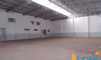 Casa para alugar na Avenida Antônio Tomaz Ferreira De Rezende, Nossa Senhora das Graças, Uberlândia