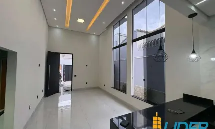 Casa à venda, 3 quartos, 2 suítes, 2 vagas, granada - uberlândia/mg