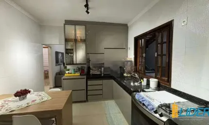 Casa para aluguel, 2 quartos, 1 suíte, 2 vagas, CIDADE JARDIM - Uberlândia/MG
