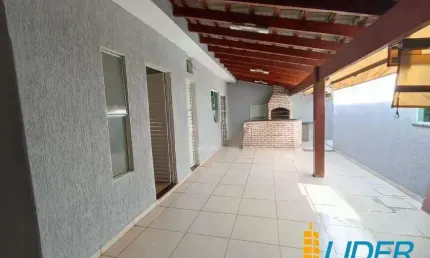 Casa à venda, 4 quartos, 1 suíte, 3 vagas, santa rosa - uberlândia/mg