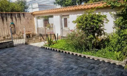 Excelente oportunidade Ótima casa 02 qtos em cond. fechado - Bangu