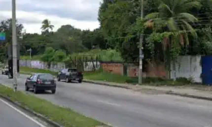 Vendo área 18.000m com 109 frente, Estrada do Mendanha próximo Shopping.