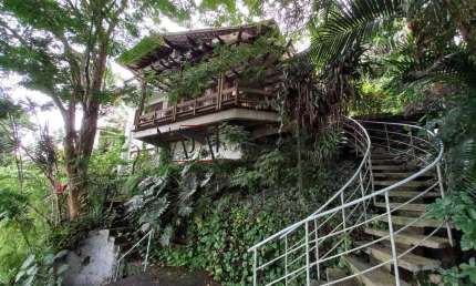 Vendo excelente casa 03 qtos 01 suite1 02 vagas-Niterói