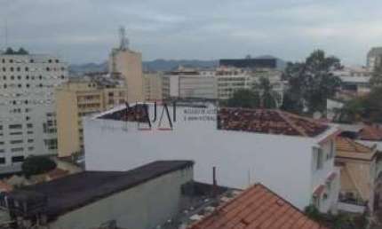 Vendo excelente casa 04 qtos 01 vaga em Santa Teresa ao lado da SALARON.