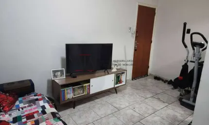 Vendo excelente apartamento-Rua Barbosa da silva-Engenho Novo-RJ.