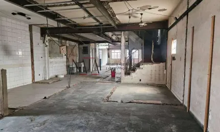 Ponto comercial com 3 salas à venda na Avenida Lobo Júnior, Penha Circular, Rio de Janeiro