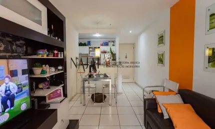 Vendo qto e sala com 38m 01 suite 01 vaga-Pompeu Loureiro-Copacabana.