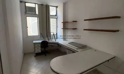 Alugo excelente sala no Centro do comrecial do Rio de Janeiro.