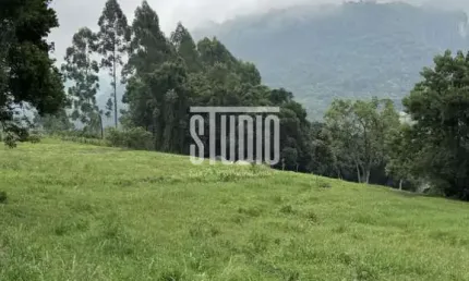 Terreno à venda em Torino, Carlos Barbosa  por R$ 375.000