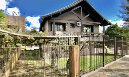 Casa com 4 quartos à venda no Centro, Carlos Barbosa , 243 m2 por R$ 1.200.000