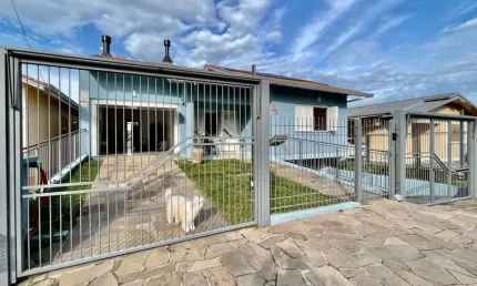 Casa com 3 quartos à venda na Ponte Seca, Carlos Barbosa , 249 m2 por R$ 1.350.000