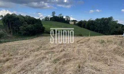 Terreno à venda em Torino, Carlos Barbosa  por R$ 396.000