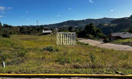 Terreno à venda no Arcoverde, Carlos Barbosa  por R$ 95.000