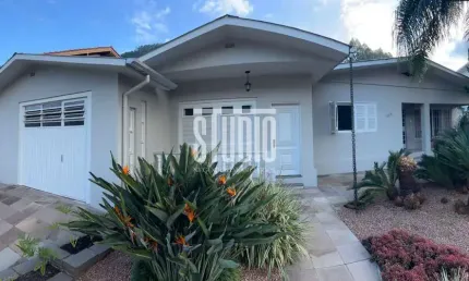 Casa com 4 quartos à venda no Centro, São Vendelino  por R$ 848.000