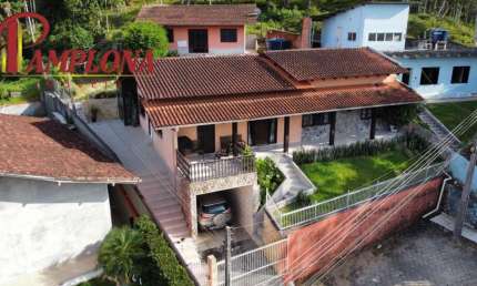 Casa com 5 quartos à venda no Fortaleza Alta, Blumenau  por R$ 490.000