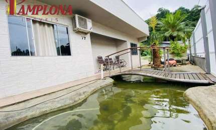 Casa com 4 quartos à venda no Belchior Alto, Gaspar  por R$ 980.000