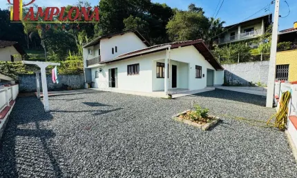 Casa com 3 quartos à venda no Fortaleza, Blumenau  por R$ 570.000