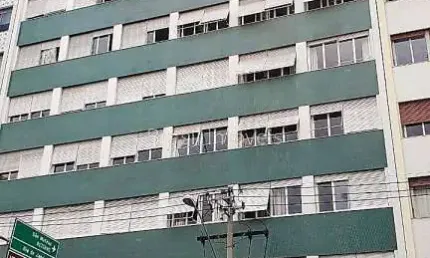 Apartamento de 03 quartos com 136 m² na avenida Rio Branco - Juiz de Fora