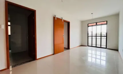 Apartamentos de 02 quartos e com varanda no Santa Helena