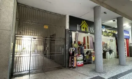 Casa com 3 quartos à venda na Avenida Barão do Rio Branco, Centro, Juiz de Fora