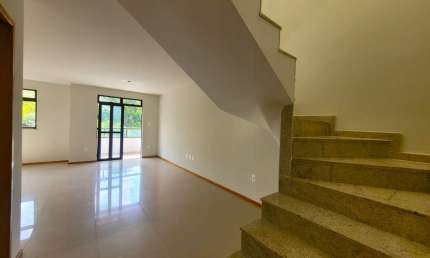 Cobertura duplex com 03 suítes,, 02 vagas de garagem e elevador em São Mateus
