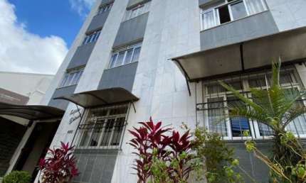 Apartamento de 03 quartos sendo um suíte e duas vagas no Alto dos Passos