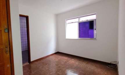 Apartamento com 2 quartos para alugar na Rua Francisco Vaz de Magalhães, Cascatinha, Juiz de Fora