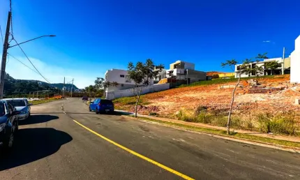 Terreno à venda na Avenida Deusdedith Salgado, Salvaterra, Juiz de Fora