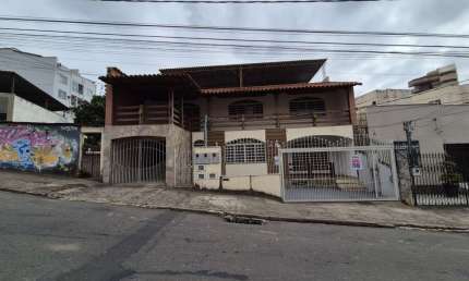 Cobertura com 3 quartos para alugar na Rua Pedro Botti, Alto dos Passos, Juiz de Fora