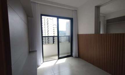 Locação - 02 quartos com varanda na Avenida Itamar Franco