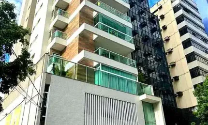 Apartamento de Alto Padrão com 4 quartos, 3 vagas com 200m² na Região central