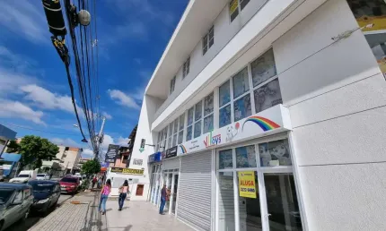 Ponto comercial para alugar na Rua Henrique Dias, Benfica, Juiz de Fora