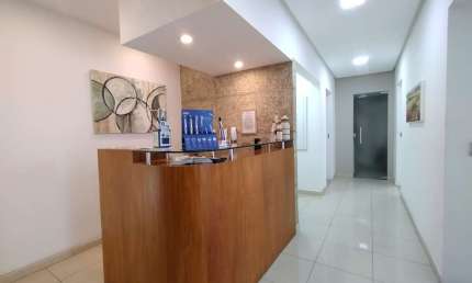Locação - Sala Comercial Pronta para Clínica Odontológica no Centro da Cidade