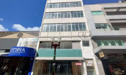 Prédio para alugar na Rua Barão de São João Nepomuceno, Centro, Juiz de Fora