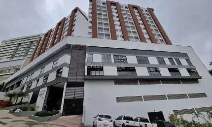 Aluguel - apartamento de 01 quarto mobiliado com área externa, elevador e garagem.