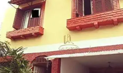 Sobrado com 3 dormitórios à venda, 242 m² por R$ 490.000,00 - Jardim Algarve - Alvorada/RS