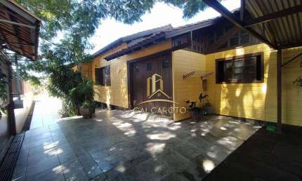 Casa com 3 dormitórios à venda, 172 m² por R$ 385.000,00 - Formosa - Alvorada/RS