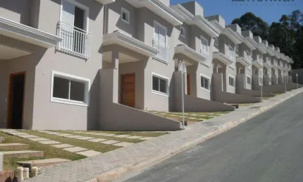 Casa com 3 dormitórios para alugar, 119 m² por R$ 6.602,00/mês - Cond. Vila Bela Vista - Valinhos/SP